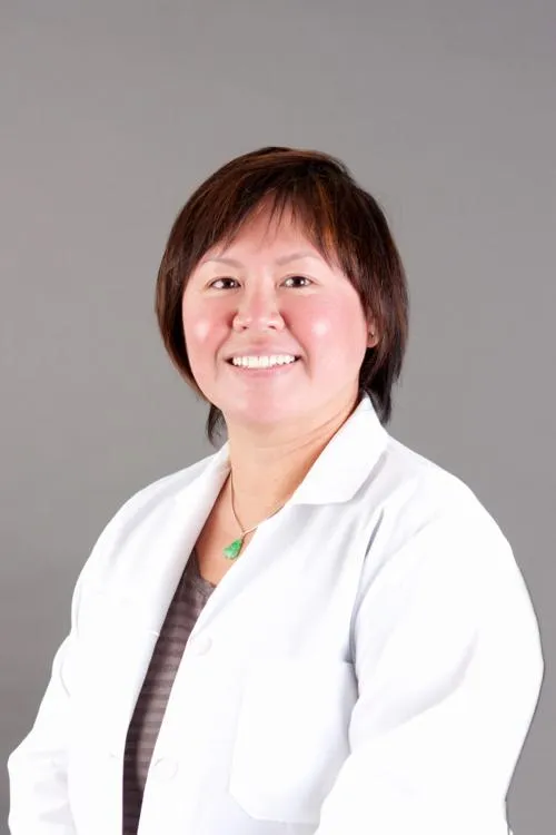 Dr. Mino Thu Pham, MD - Hesperia, CA - Family Medicine