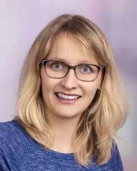 Dr. Svitlana M. Girenko, MD - Feeding Hills, MA - Internal Medicine