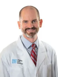 Dr. Christopher Estopinal, MD, MBE - Richmond, VA - Ophthalmology