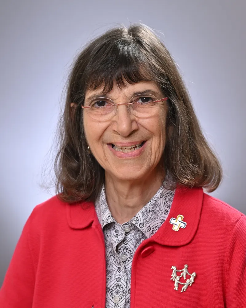 Dr. Angela Gunn, MD - Paterson, NJ - Pediatrics, Internist/pediatrician