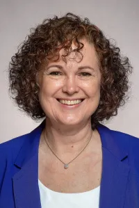 Dr. Chantal Brazeau, MD - Newark, NJ - Psychiatry
