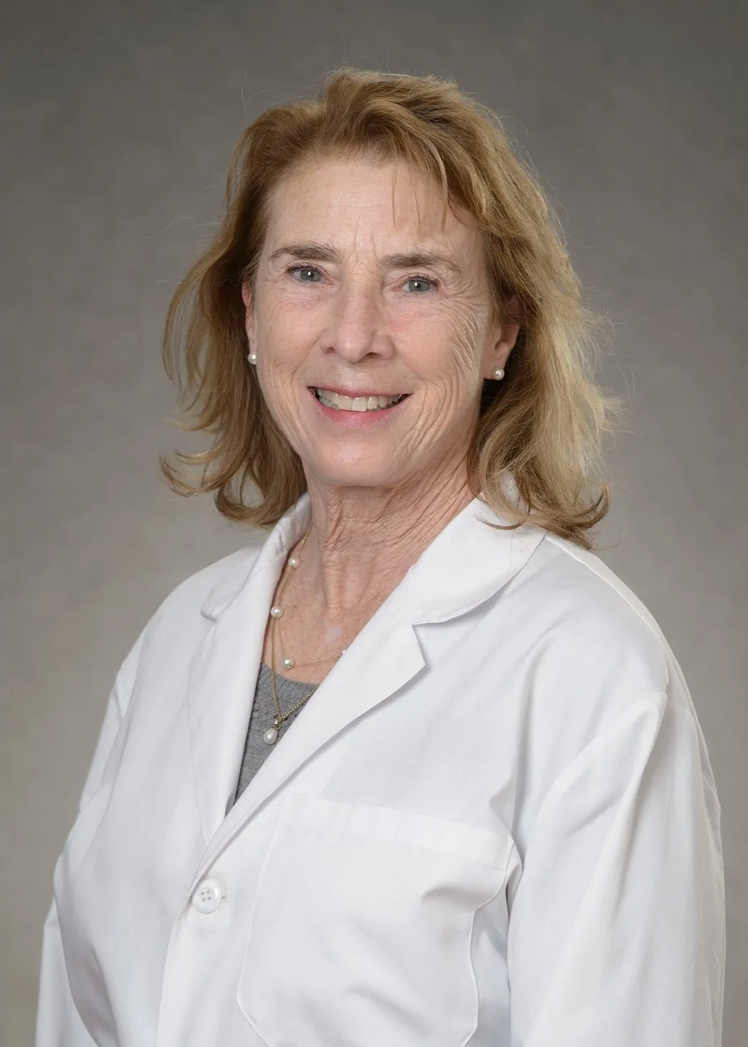 Dr. Ashley Warner, MD - Medford, MA - Family Medicine