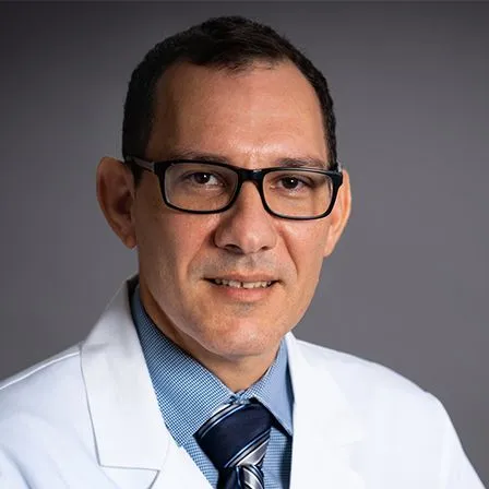 Dr. Raul Alejandro Martinez-Perez, MD - Dania Beach, FL - Other, Other Specialty, Family Medicine, Geriatrician, Internal Medicine, Pain Medicine
