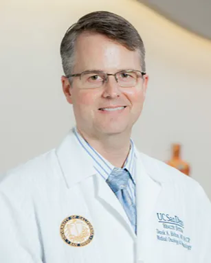 Dr. Derek Helton, MD - Encinitas, CA - Oncology, Hematologist, Oncologist