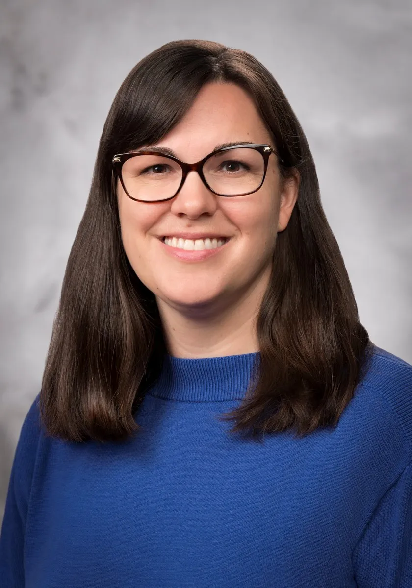 Dr. Sarah Lacy, MD - Plymouth, MI - Pediatrics, Internist/pediatrician
