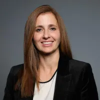 Dr. Lena Shahbandar, MD - Naperville, IL - Orthopedic Surgery, Physical Medicine & Rehabilitation, Sports Medicine