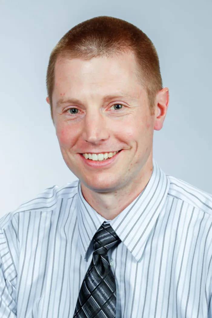 Dr. Daniel Peter Shand, MD - Rochester, NY - Critical Care Medicine, Critical Care Specialist