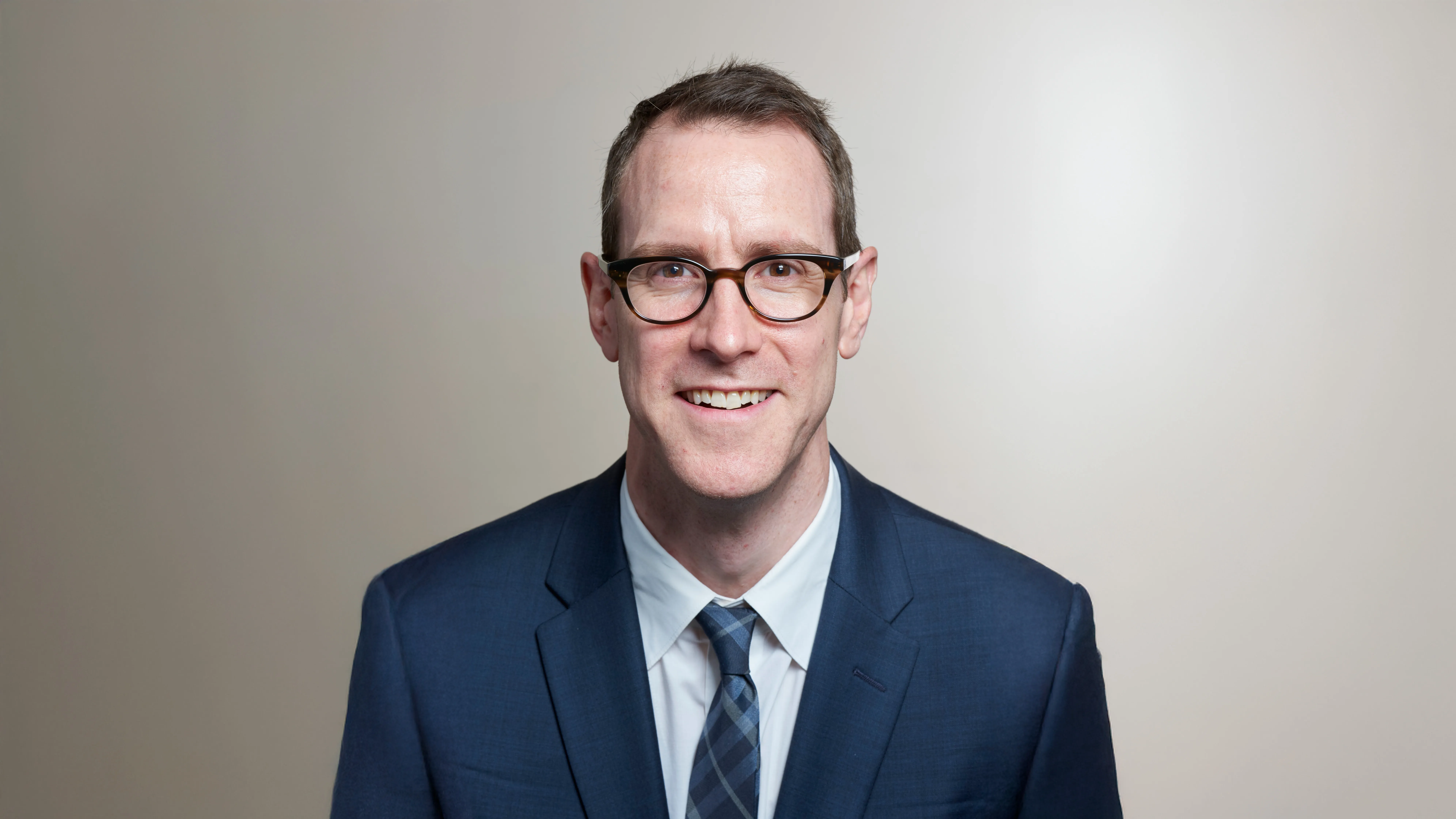 Dr. Stephen F Johnstone, MD - Jackson Heights, NY - Orthopedic Surgery, General Orthopedics
