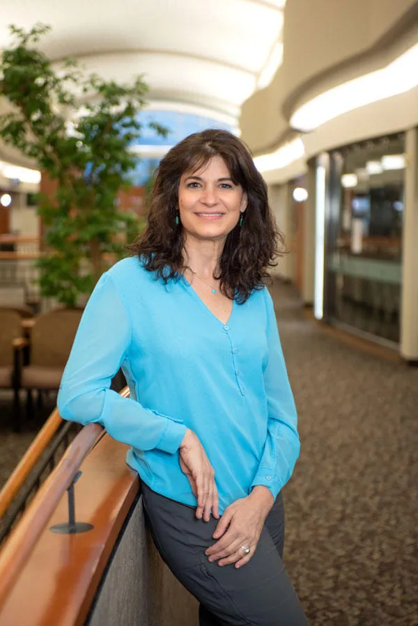 Lynda Peel, Md