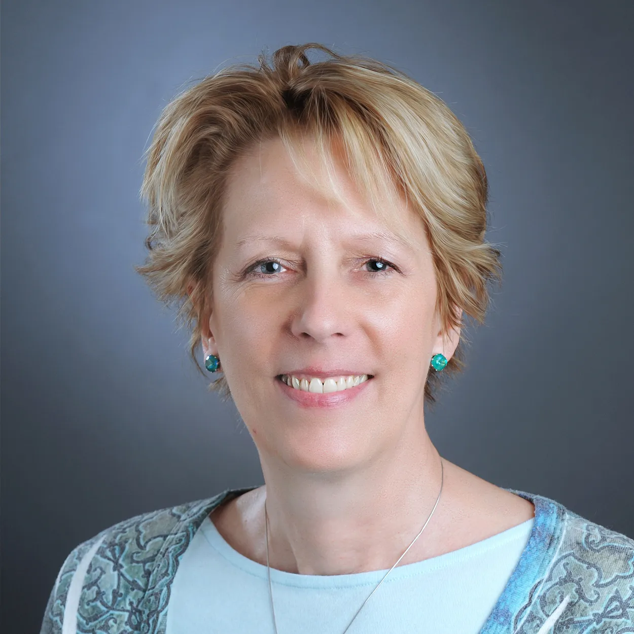 Dr. Kim L. Neskey - Manchester, NH - Internal Medicine