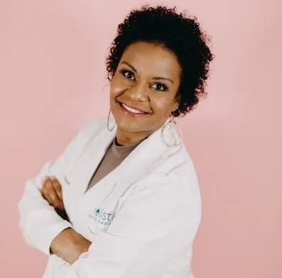 Dr. Janiece Nicole Stewart, MD - Alton, IL - Pediatrics, Internal Medicine, Physical Medicine & Rehabilitation, Sports Medicine