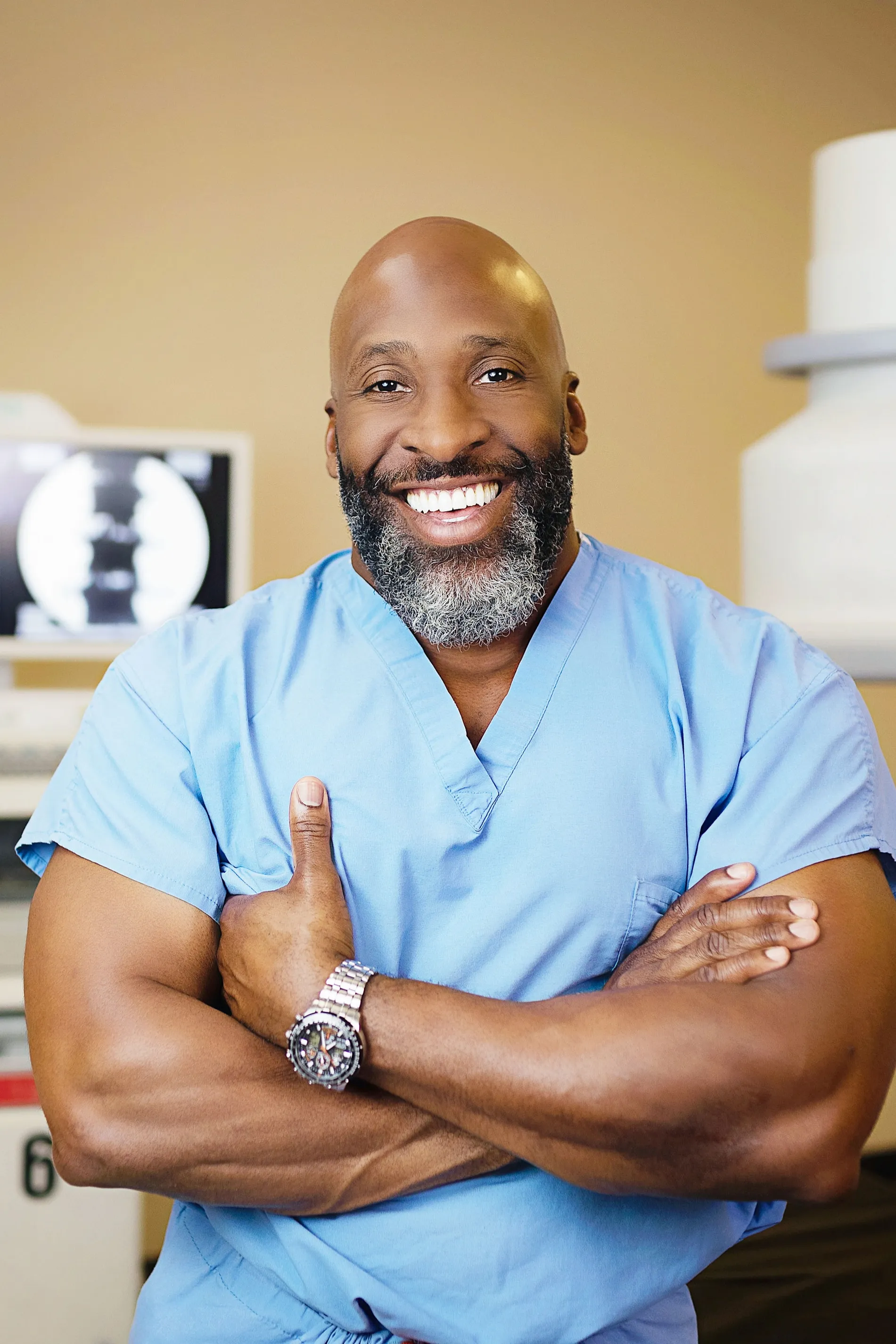 Dr. Okezie Ndubisi Okezie, MD - Baytown, TX - Pain Medicine, Physical Medicine & Rehabilitation