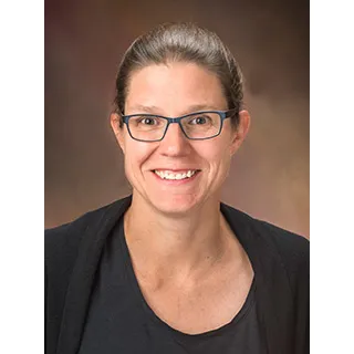 Dr. Sarah Winters, MD - Philadelphia, PA - Pediatrics, Internist/pediatrician