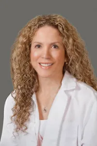 Dr. Lisa Paolini, MD - Bethpage, NY - Ophthalmology