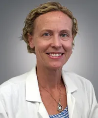 Dr. Christina M. Hofer, MD - Santa Paula, CA - Family Medicine