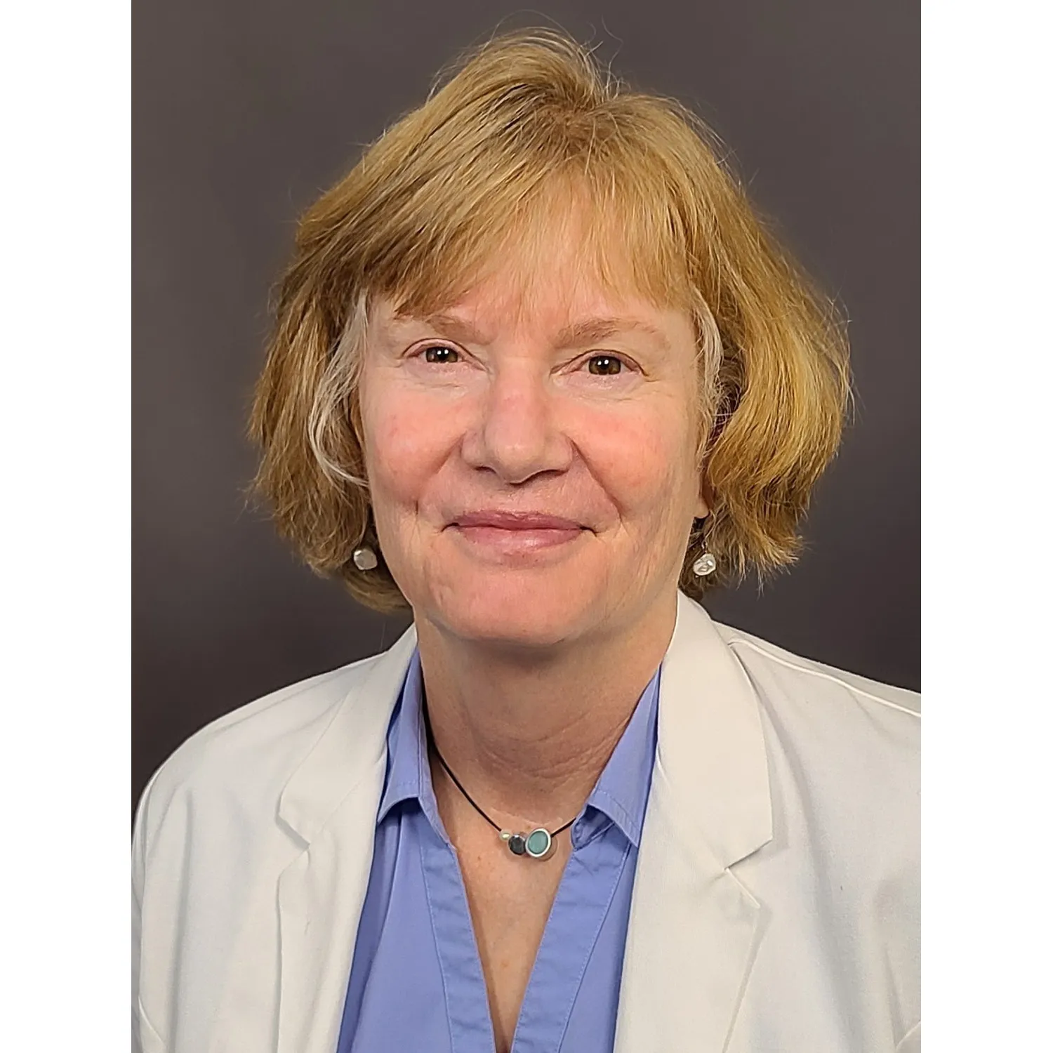 Dr. Tanja Vanderlinde, MD - Concord, NH - Internal Medicine