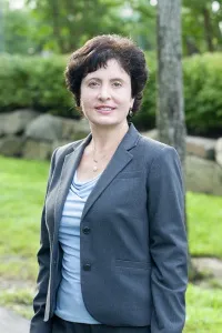 Dr. Aliona Bortun, MD - Bealeton, VA - Internal Medicine, Family Medicine