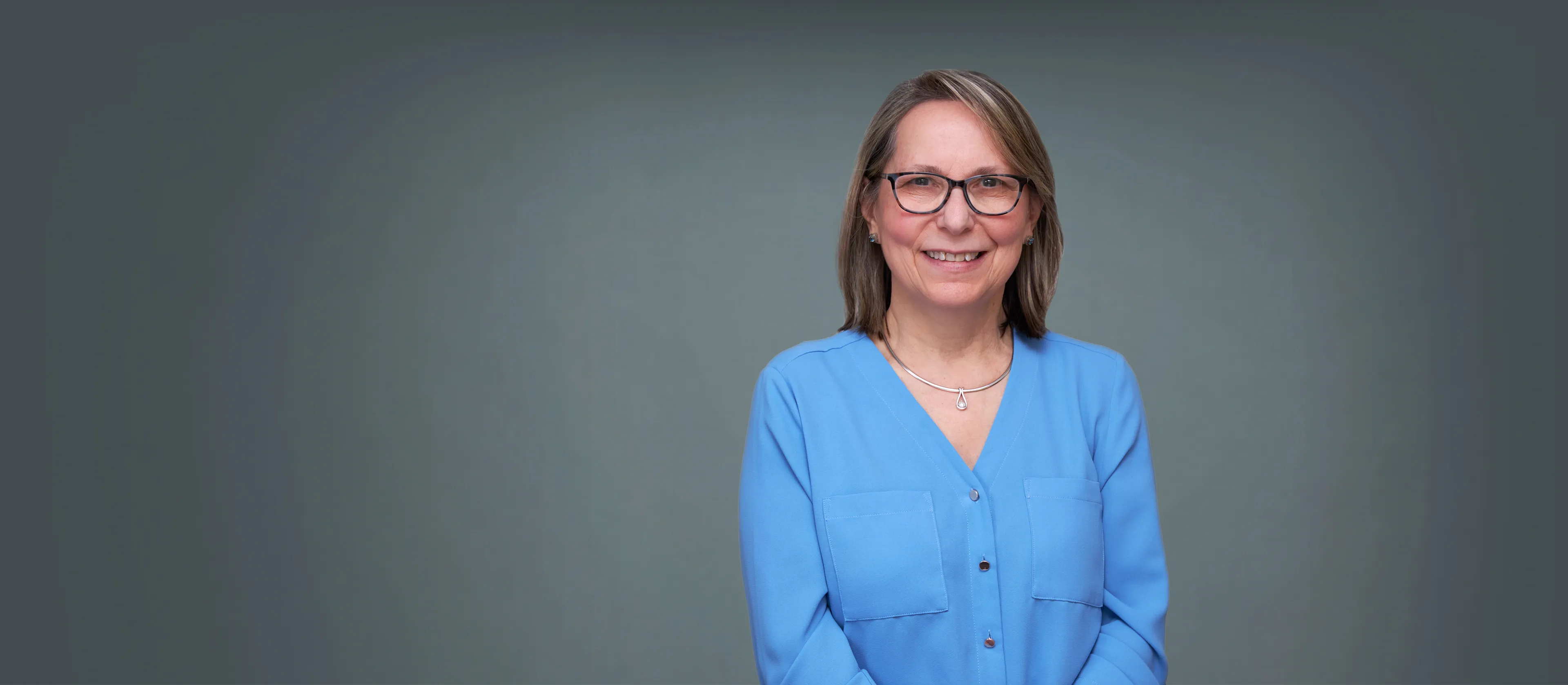 Dr. Lucia Scarascia, MD - Carle Place, NY - Family Medicine