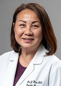 Dr. Ia Y Kue, DO - Loganville, GA - Family Medicine