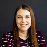 Dr. Elisabeth Jeffords - Altoona, IA - Family Medicine