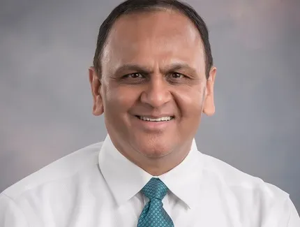 Dr. Jayesh Punjabhai Patel, MD - Fort Wayne, IN - Critical Care Medicine, Pediatrics