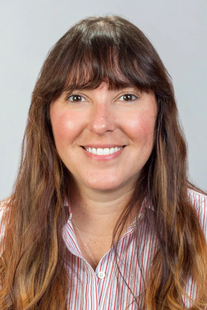 Dr. Mariel Davila-Martinez, MD - Rochester, NY - Neurology, Neurologist