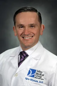 Dr. Igor Elyash, DO - Paramus, NJ - Surgery