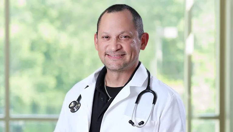 Dr. Luis Alberto Valdez - Laredo, TX - Family Medicine