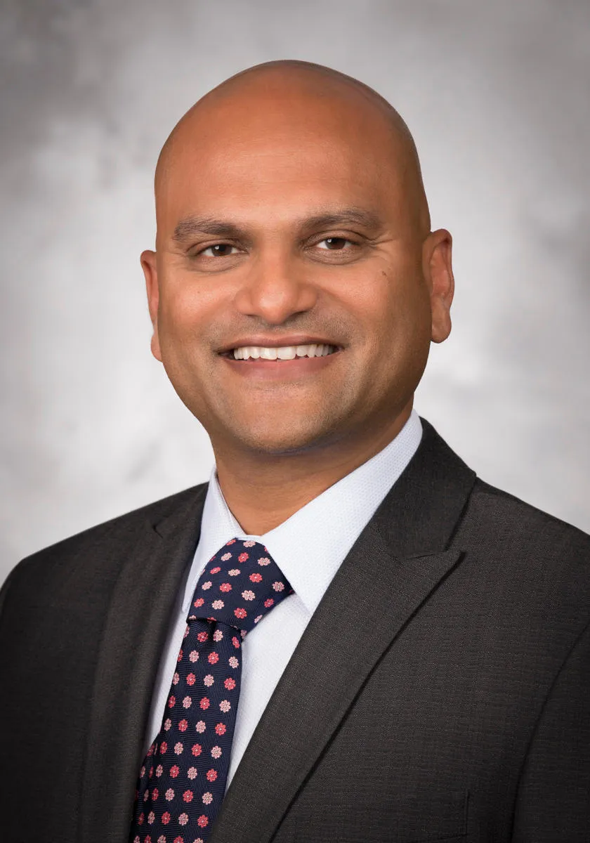 Dr. Rajeev Swarup, MD - Livonia, MI - Pulmonology, Critical Care Medicine, Internal Medicine