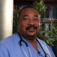 Dr. Kenneth Jones Jr., MD - Salinas, CA - Obstetrics & Gynecology