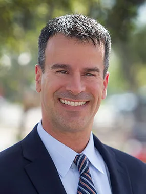 Dr. Darren Spearman, MD