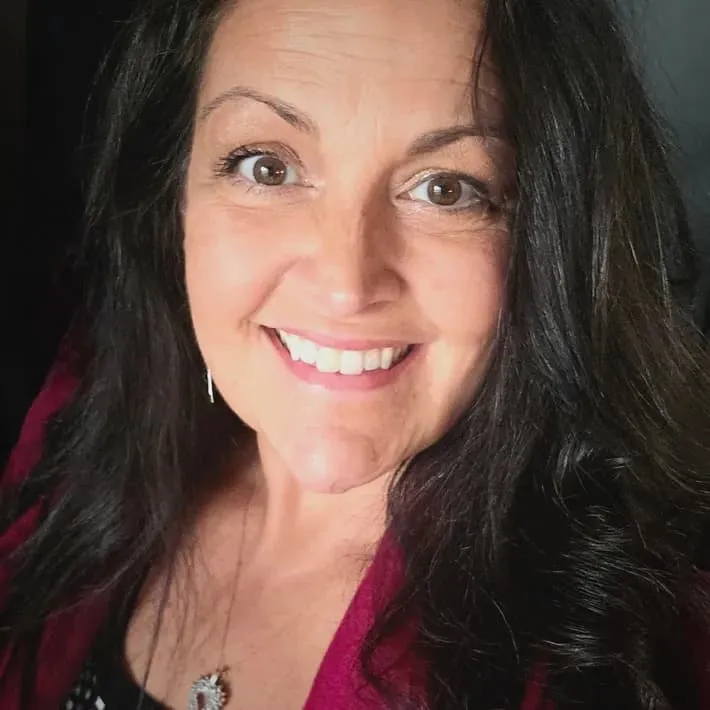 Beth Davis, ACNP-BC - Franklin, TN - Nurse Practitioner, Critical Care Medicine
