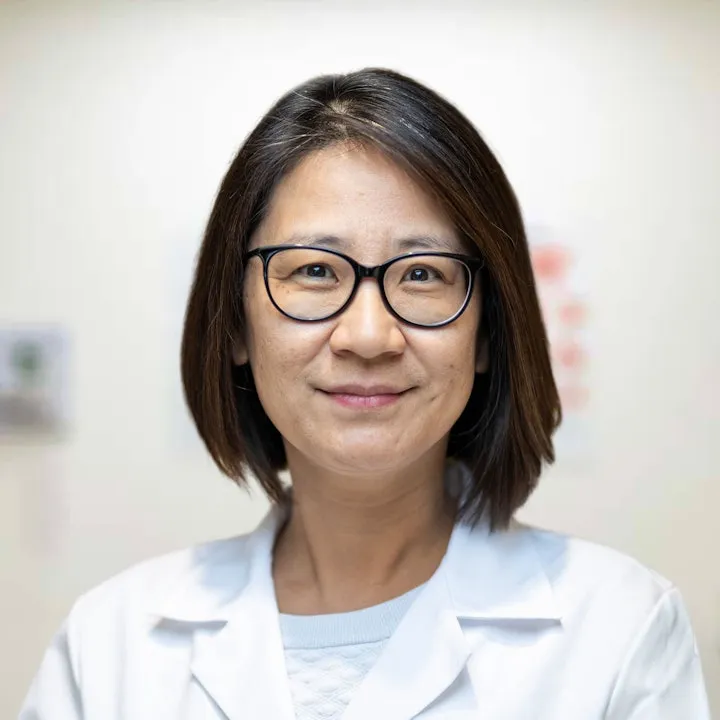 Dr. Huixu J. Liang, MD - PHOENIX, AZ - Family Medicine