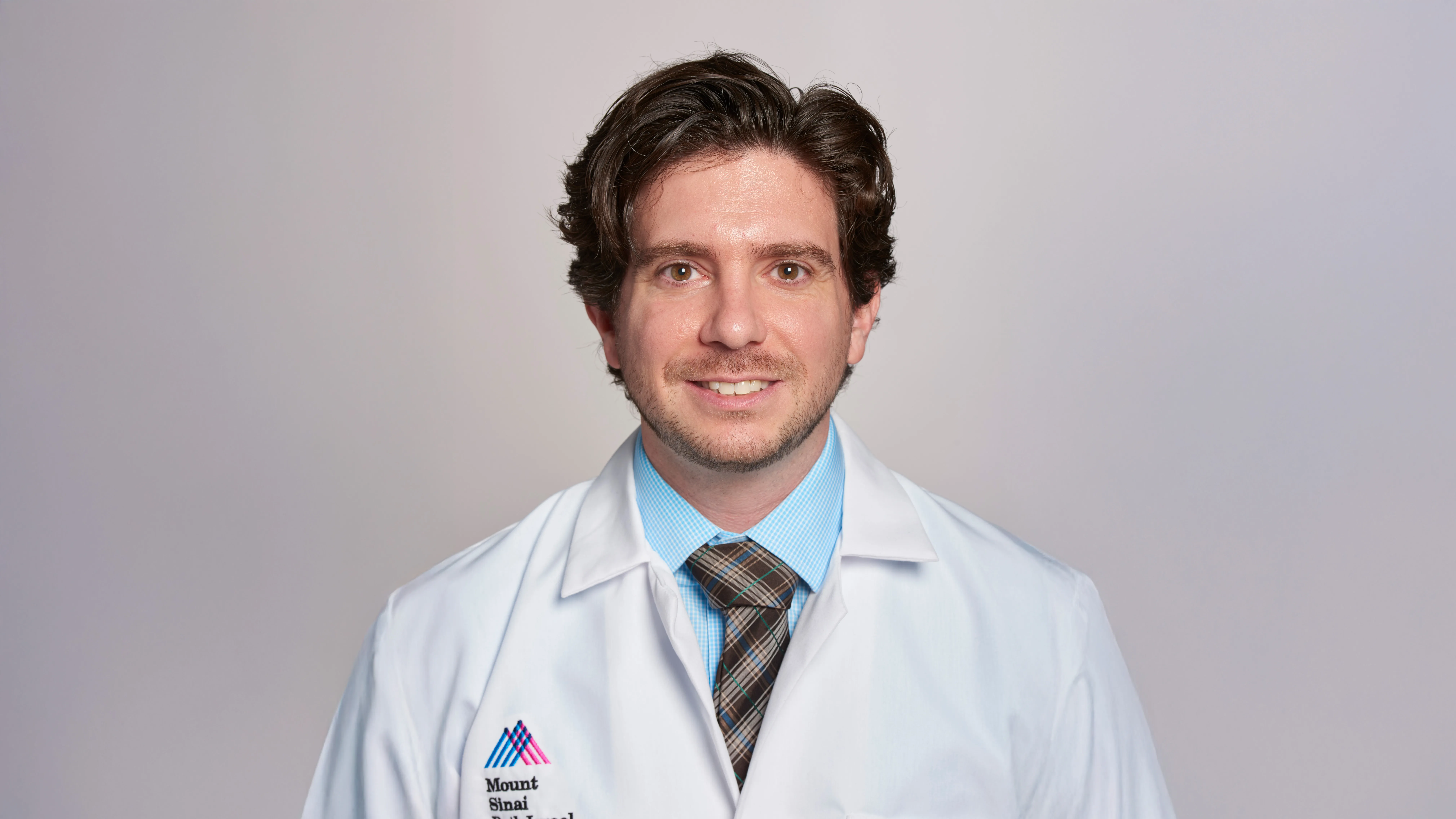 Dr. Niall G Monaghan, MD - New York, NY - Pain Medicine, Internal Medicine, Physical Medicine & Rehabilitation