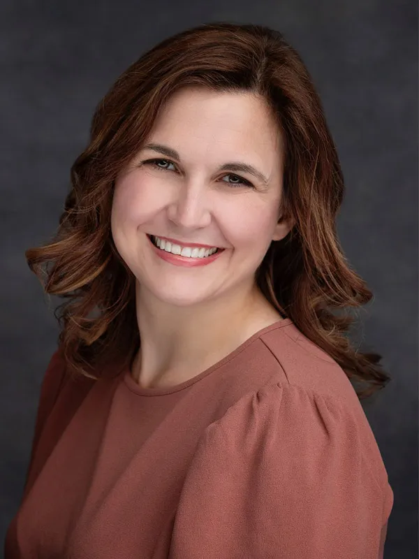 Amanda L Starks, NP - Bedford, IN - Pediatrics, Internist/pediatrician
