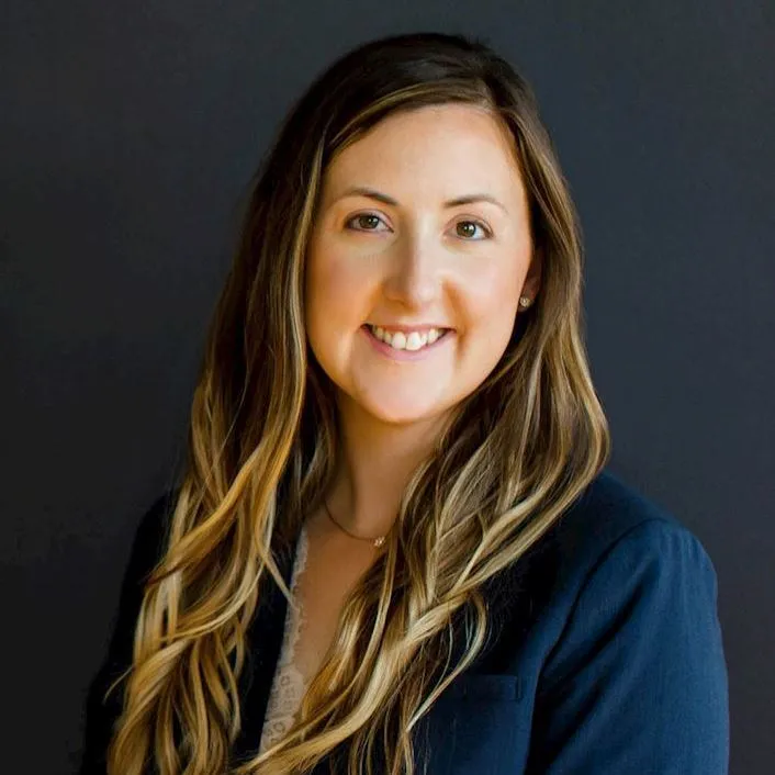 Dr. Megan Kippes - West Des Moines, IA - Internal Medicine