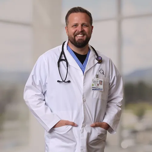 Dr. Tanner D. Mathias, MD - Rutland, VT - Internal Medicine