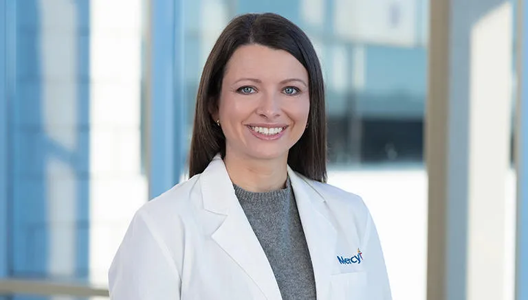 Dr. Anna Cristina Fernandez - Kirkwood, MO - Family Medicine