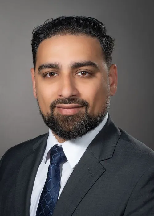 Dr. Usman Khan, MD - Glen Cove, NY - Family Medicine