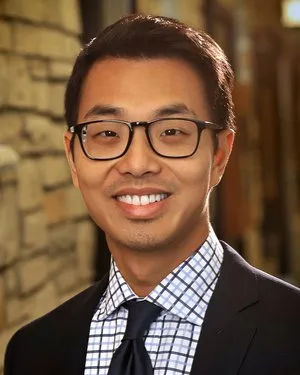 Dr. Ying Zhang, MD - Aurora, IL - Radiation Oncology, Radiation Oncologist