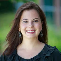 Dr. Samantha Dawn Bouchie, MD - Noblesville, IN - Internal Medicine