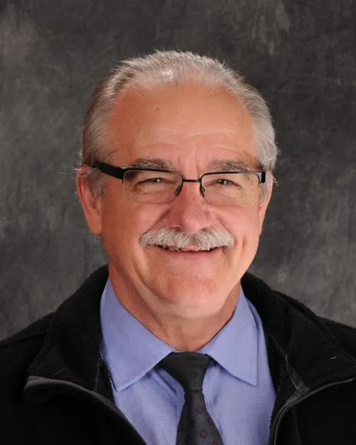 Dr. Robert Lloyd Mcalister, MD - Anchorage, AK - Family Medicine