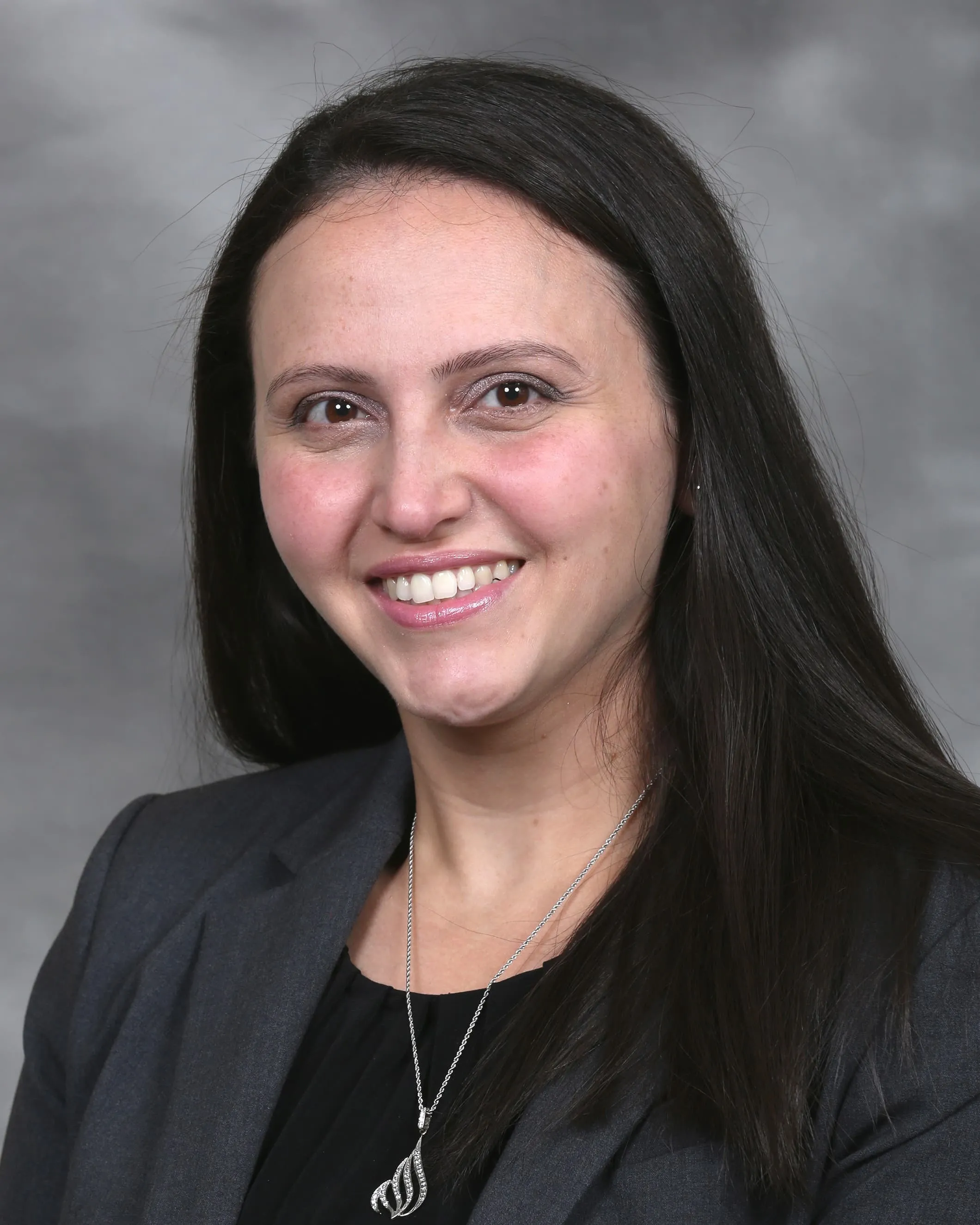 Dr. Akaber Y Elkhamra, MD - Avon, IN - Pediatrics, Internist/pediatrician