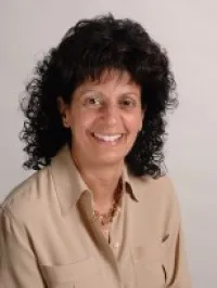 Dr. Cecilia Ellis, MD - Akron, OH - Obstetrics & Gynecology