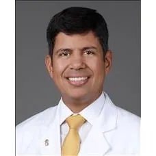 Dr. Luis Alfredo Rodriguez, MD - Pinecrest, FL - Internal Medicine, General Orthopedics, Sport Medicine Specialist