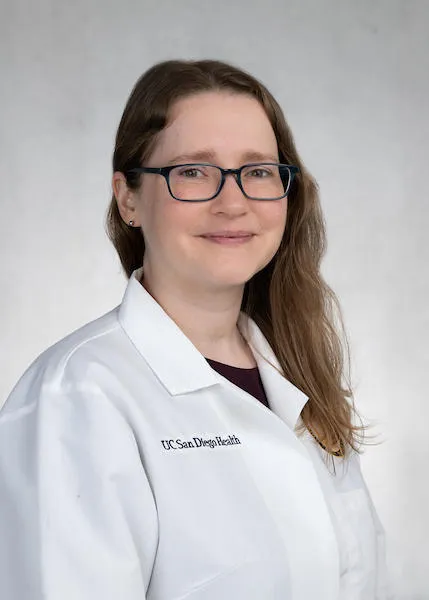 Dr. Amanda Crawford, MD - Chula Vista, CA - Internal Medicine, Family Medicine