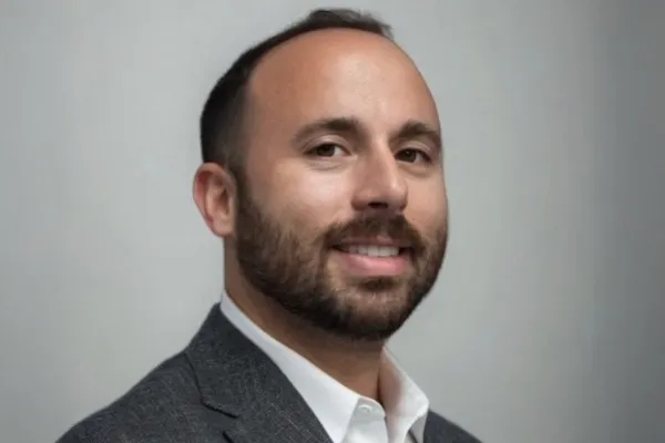 Dr. Ryan Scully, MD