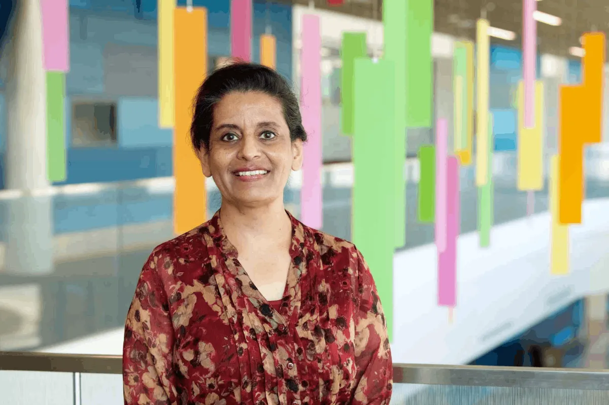 Dr. Rashmi Shekhawat - Amherst, OH - Pediatrics, Internist/pediatrician