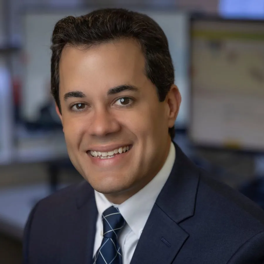 Dr. Alejandro G Garcia, MD - Neenah, WI - Sports Medicine