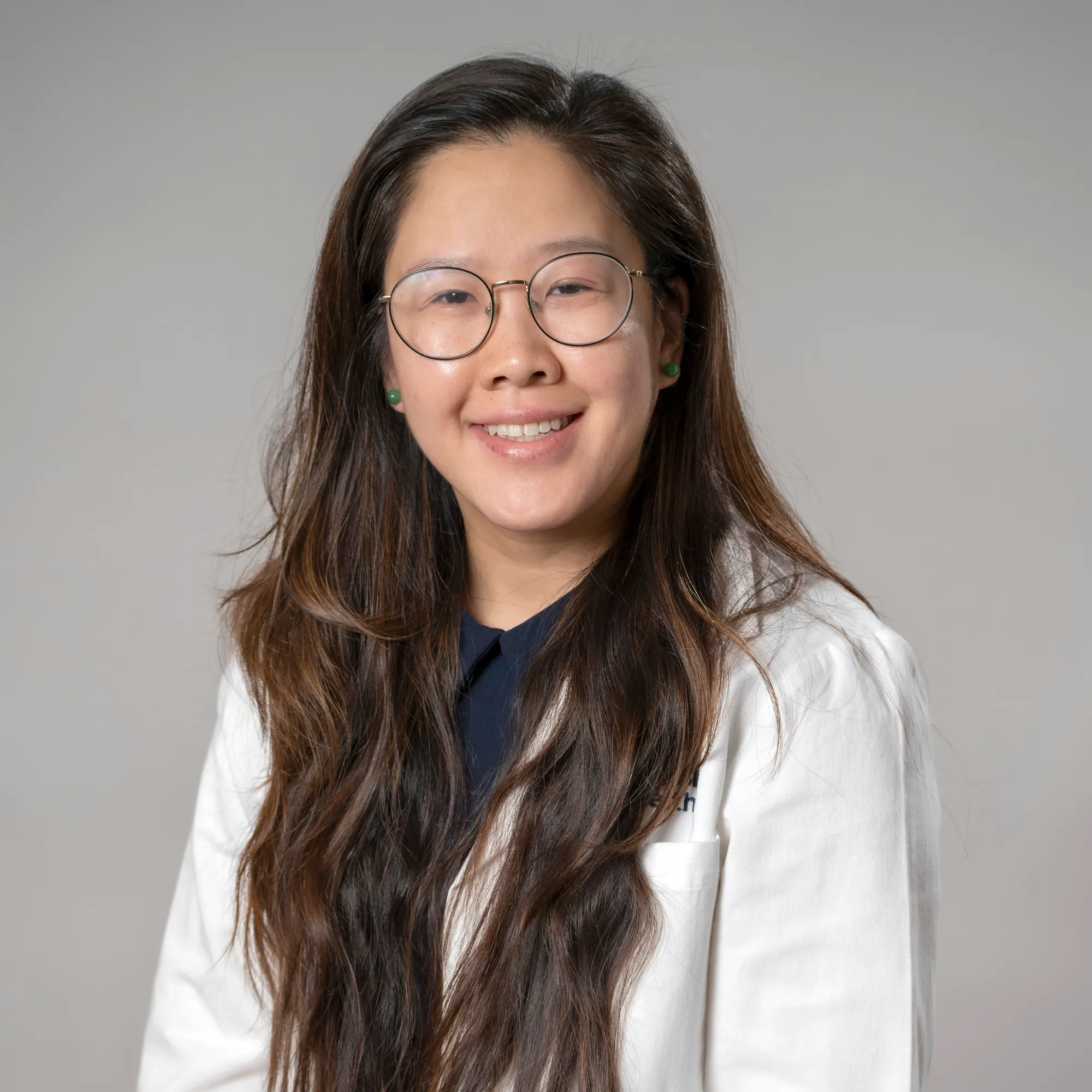 Dr. Mary Hoang, MD - New Orleans, LA - Internal Medicine